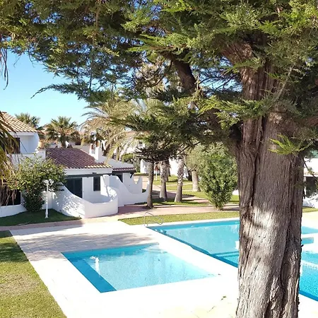 Con Vistas A La Piscina Калан-Бош