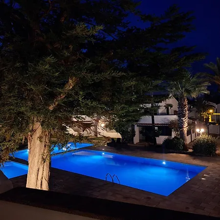 Апартаменты Con Vistas A La Piscina Калан-Бош