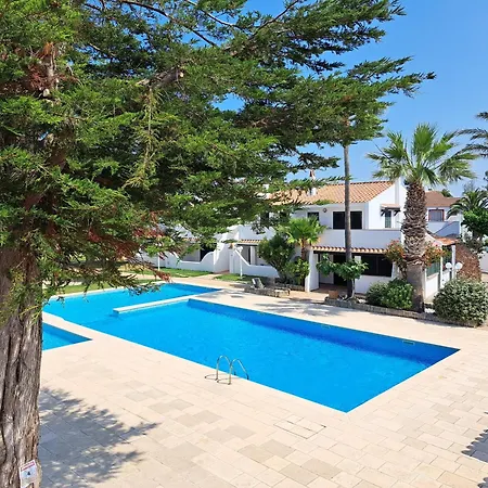 Con Vistas A La Piscina Апартаменты